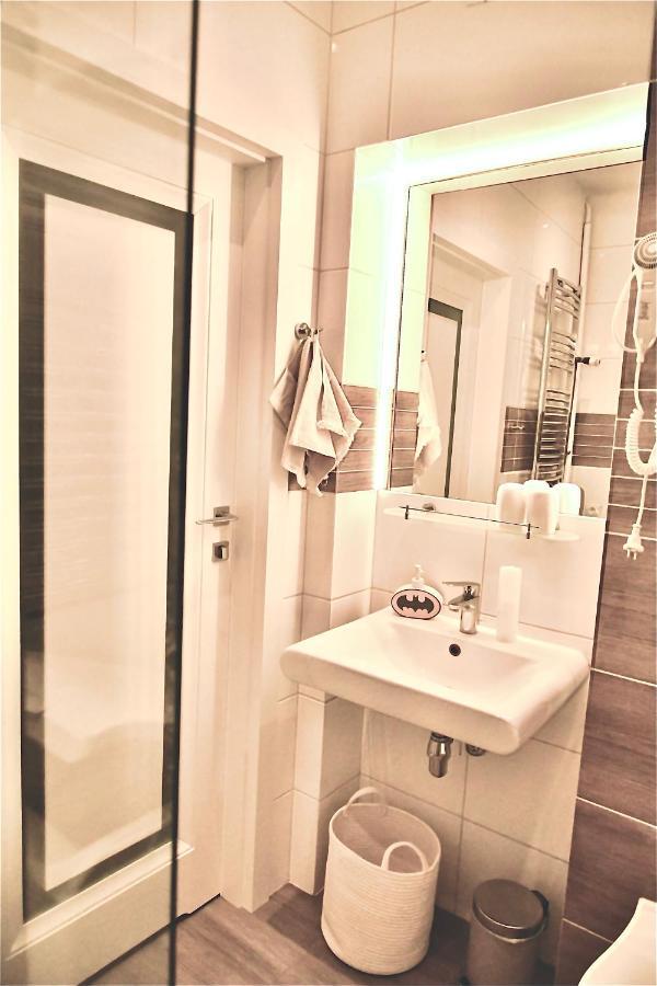 Apartament KonDor Shekspir Gdansk Bagian luar foto